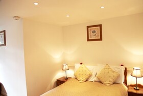 Sheephouse Manor