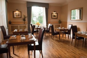 Best Western Russell