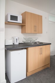 TLK Apartments and Hotel