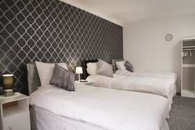 TLK Apartments and Hotel