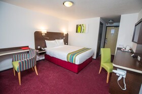 Ramada by Wyndham South Mimms M25