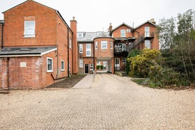 Helena Luxury Serviced Apartment