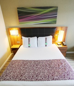 Crowne Plaza Reading East