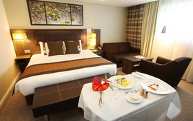 Crowne Plaza Reading East