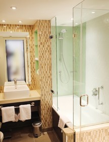 Crowne Plaza Reading East