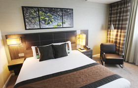 Crowne Plaza Reading East