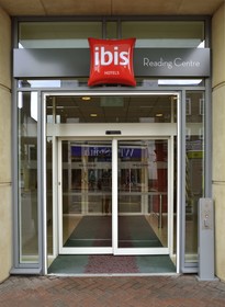 ibis Reading Centre