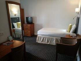 Mercure George Reading