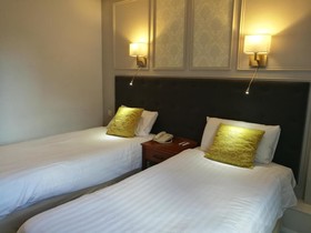 Mercure George Reading