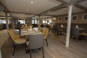 Moat House Reading Hotel