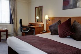 Moat House Reading Hotel