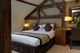 Moat House Reading Hotel