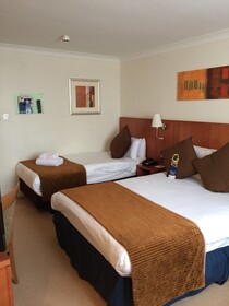 Moat House Reading Hotel