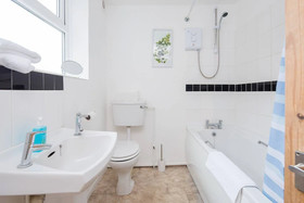 Borden Terrace by Kasay Stays