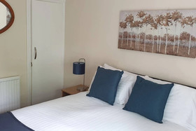 Borden Terrace by Kasay Stays