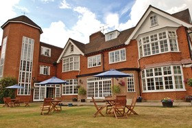 Grovefield House