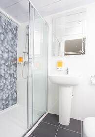 Heathrow Windsor Apart Hotel