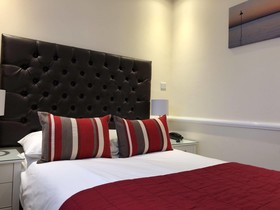 The Camelia Hotel & Restaurant