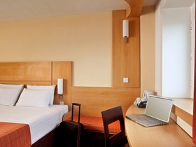 ibis Stevenage Centre Hotel