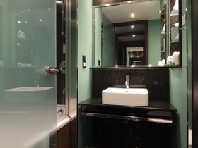 Crowne Plaza London - Kingston