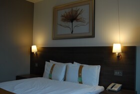 Crowne Plaza London - Kingston