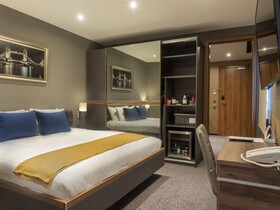 Crowne Plaza London - Kingston