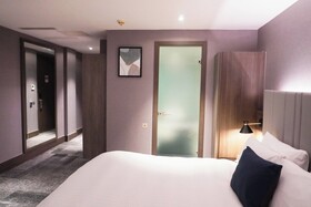Crowne Plaza London - Kingston