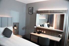 Crowne Plaza London - Kingston