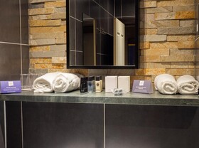 Crowne Plaza London - Kingston