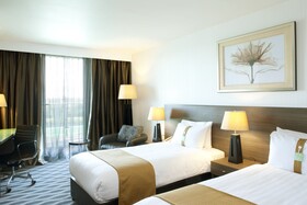 Crowne Plaza London - Kingston