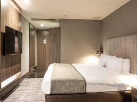 Crowne Plaza London - Kingston