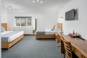 Flexistay Sutton Aparthotel