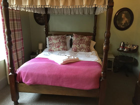 The Leicester Arms Hotel