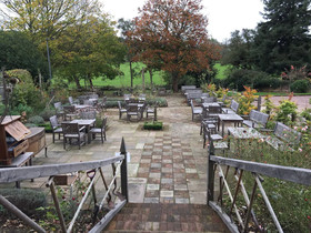 The Leicester Arms Hotel