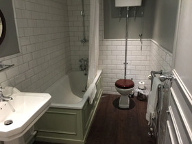 The Leicester Arms Hotel