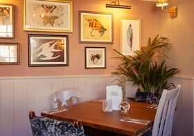 Feathers Inn