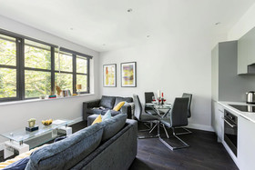 Home.ly Watford Premier Apartments