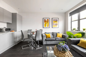 Home.ly Watford Premier Apartments