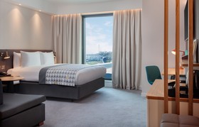 Holiday Inn London - Heathrow Bath Road