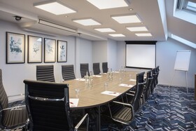Leonardo Hotel London Heathrow Airport