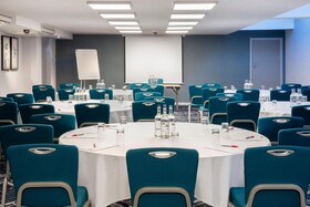 Leonardo Hotel London Heathrow Airport