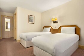 Days Inn by Wyndham Sevenoaks Clacket Lane