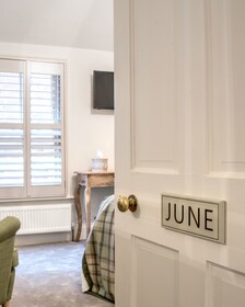 April House B&B