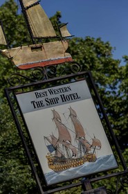 Best Western Ship Hotel