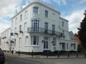 The Royal Adelaide Hotel