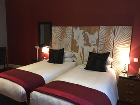 The Royal Adelaide Hotel