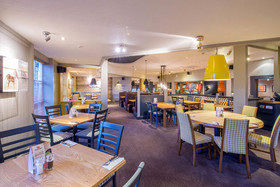 Premier Inn Doncaster Lakeside