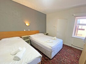 The J & S Hotel