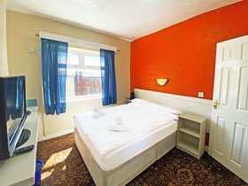 The J & S Hotel