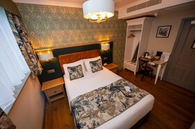 The Riverside Hotel